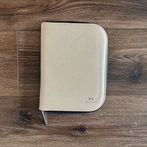 Halston jewelry travel storage